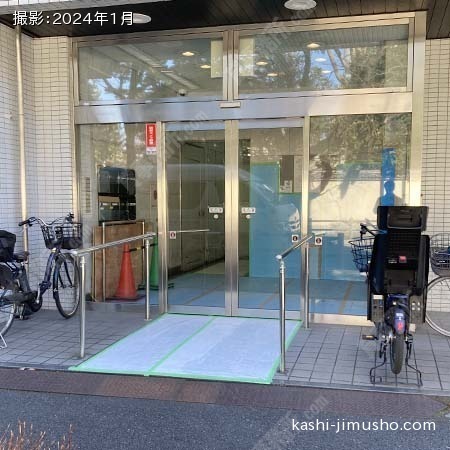 ビル入口
