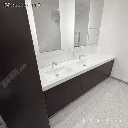 女性トイレ 女性トイレ