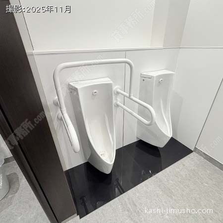 男性トイレ 男性トイレ