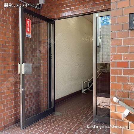 ビル入口