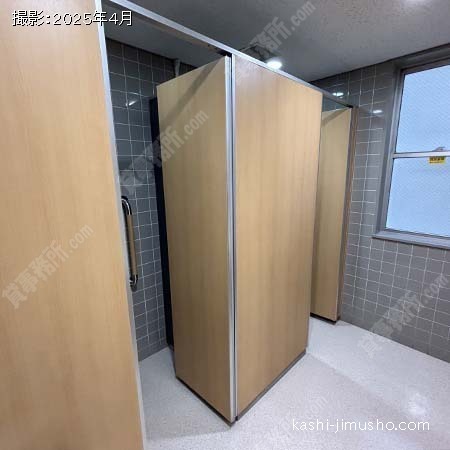 男性トイレ