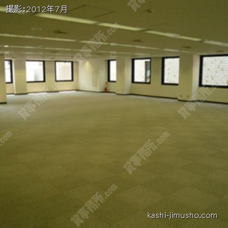 室内 