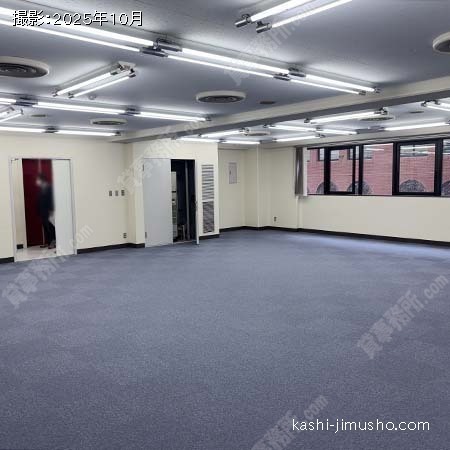 貸室内(4階) 貸室内(4階)