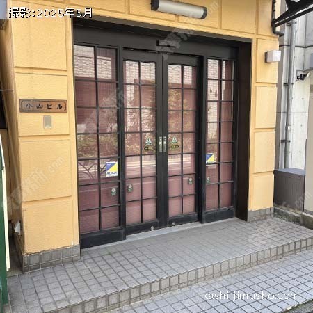 ビル入口