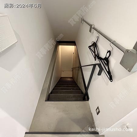 階段(地下1階）