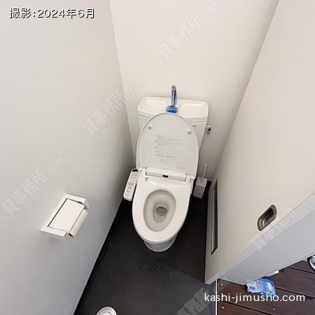 トイレ(地下1階）