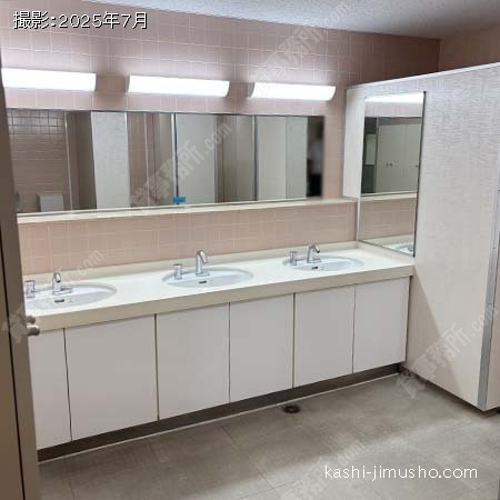 女性トイレ