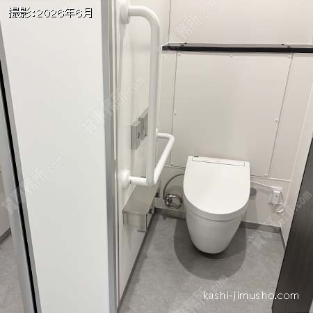 男性トイレ 男性トイレ