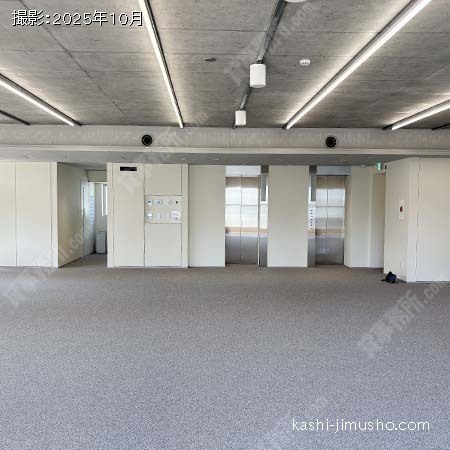 貸室内(8階)