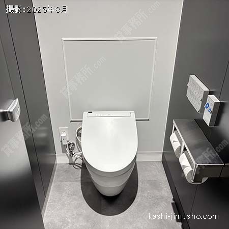 男性トイレ
