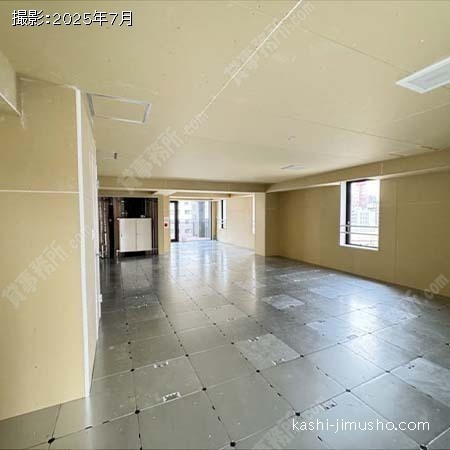貸室内(9階)