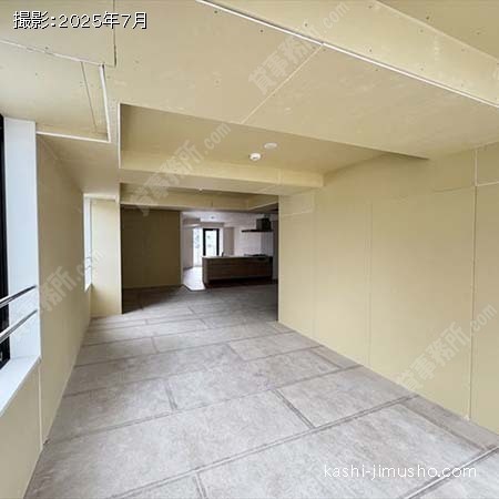 貸室内(8階)