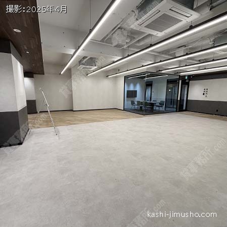 貸室内(B1階)