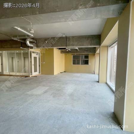 貸室内(4階) 貸室内(4階)