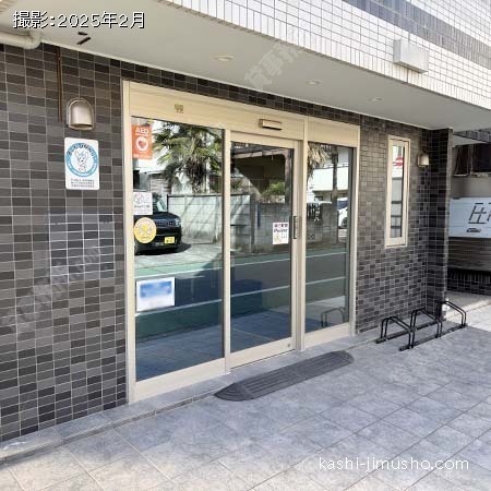 貸室入口(1階)