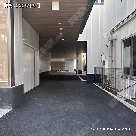 駐車場入口