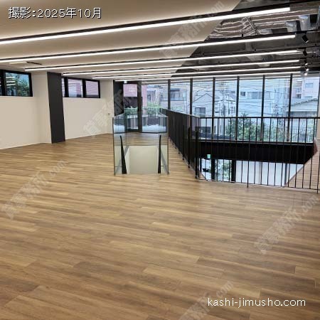 貸室内(2階) 貸室内(2階)