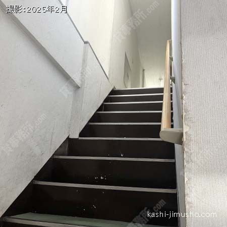 共用階段