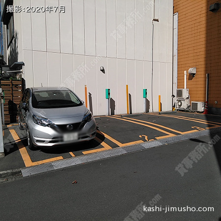 周辺環境:時間貸駐車場