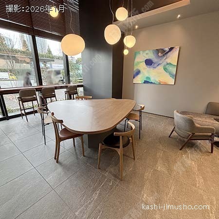 ラウンジ ラウンジ