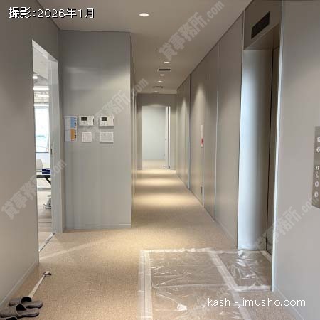 貸室階エレベーターホール 貸室階エレベーターホール