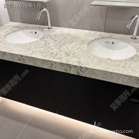 女性トイレ 女性トイレ