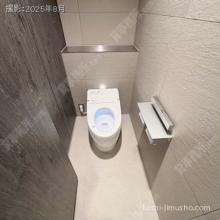 男性トイレ