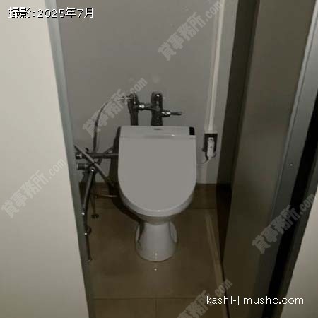 男性トイレ