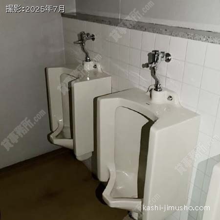 男性トイレ