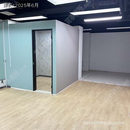貸室内(B1階)