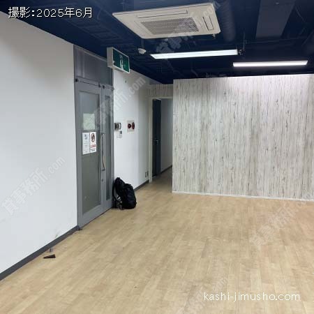 貸室内(B1階)