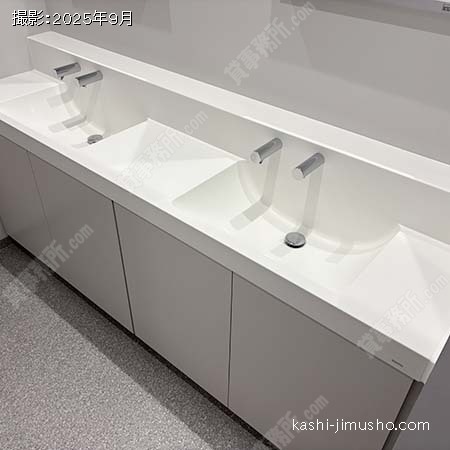 女性トイレ 女性トイレ