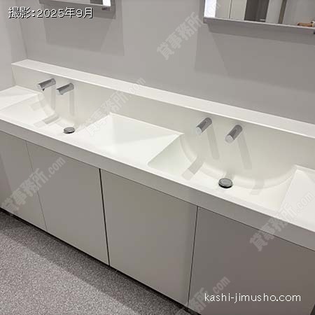 男性トイレ 男性トイレ