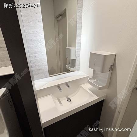 男性トイレ