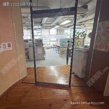 貸室入口(4階）