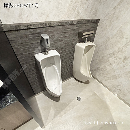 男性トイレ(6階)