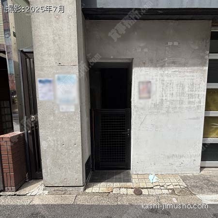 ビル入口