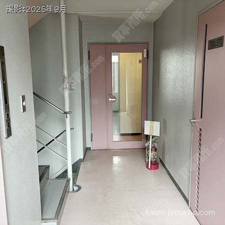 貸室階エレベーターホール(4階)