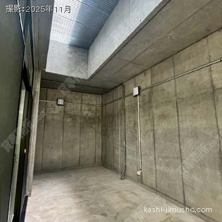 貸室内(B1階) 貸室内(B1階)