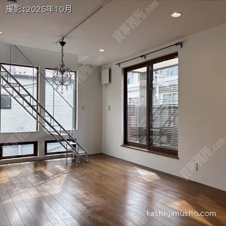 貸室内(2階) 貸室内(2階)