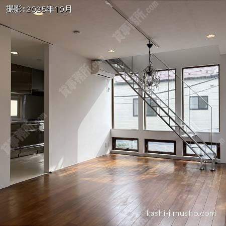 貸室内(2階) 貸室内(2階)