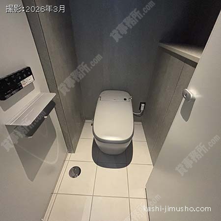 男性トイレ