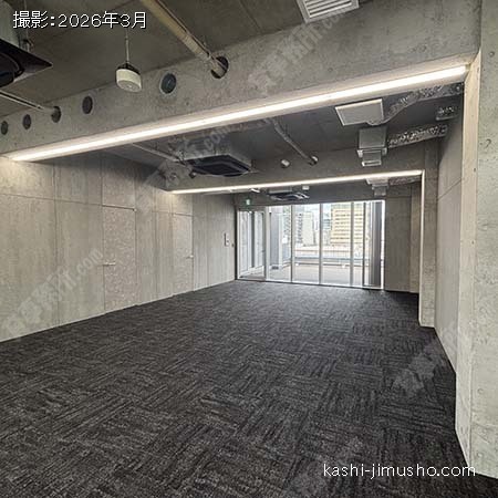 貸室内(8階）