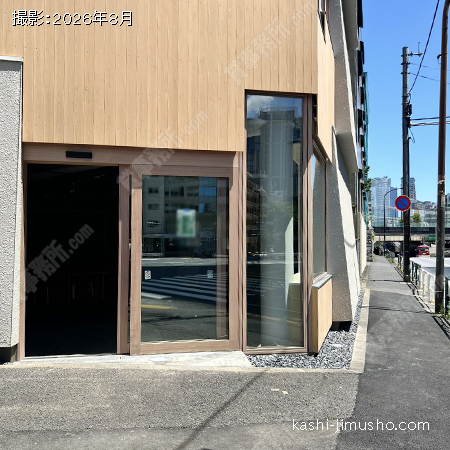貸室入口(1階) 貸室入口(1階)
