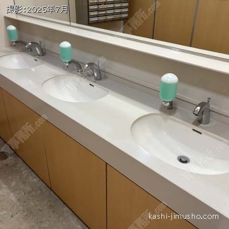 女性トイレ