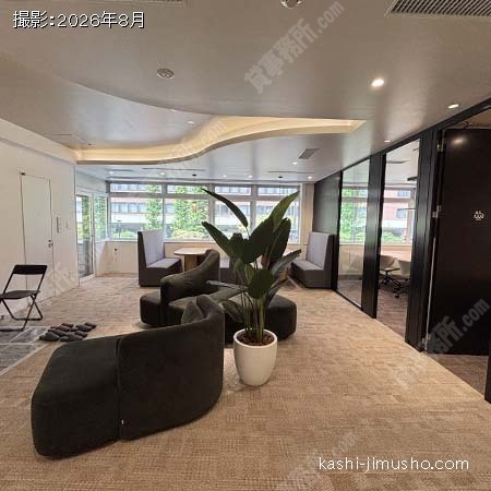 貸室内(2・4階) 貸室内(2・4階)