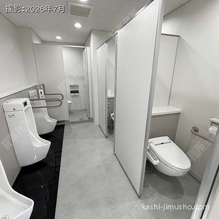 男性トイレ 男性トイレ