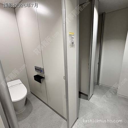 男性トイレ 男性トイレ