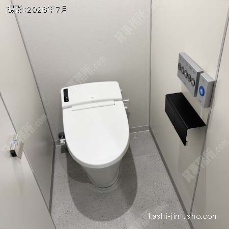 男性トイレ 男性トイレ