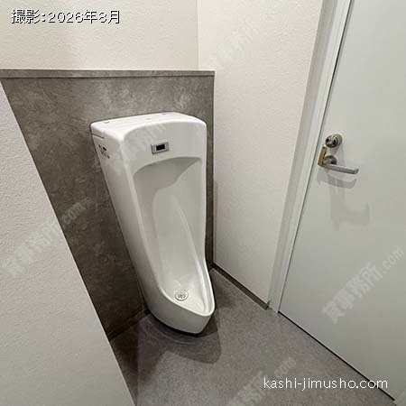 男性トイレ 男性トイレ